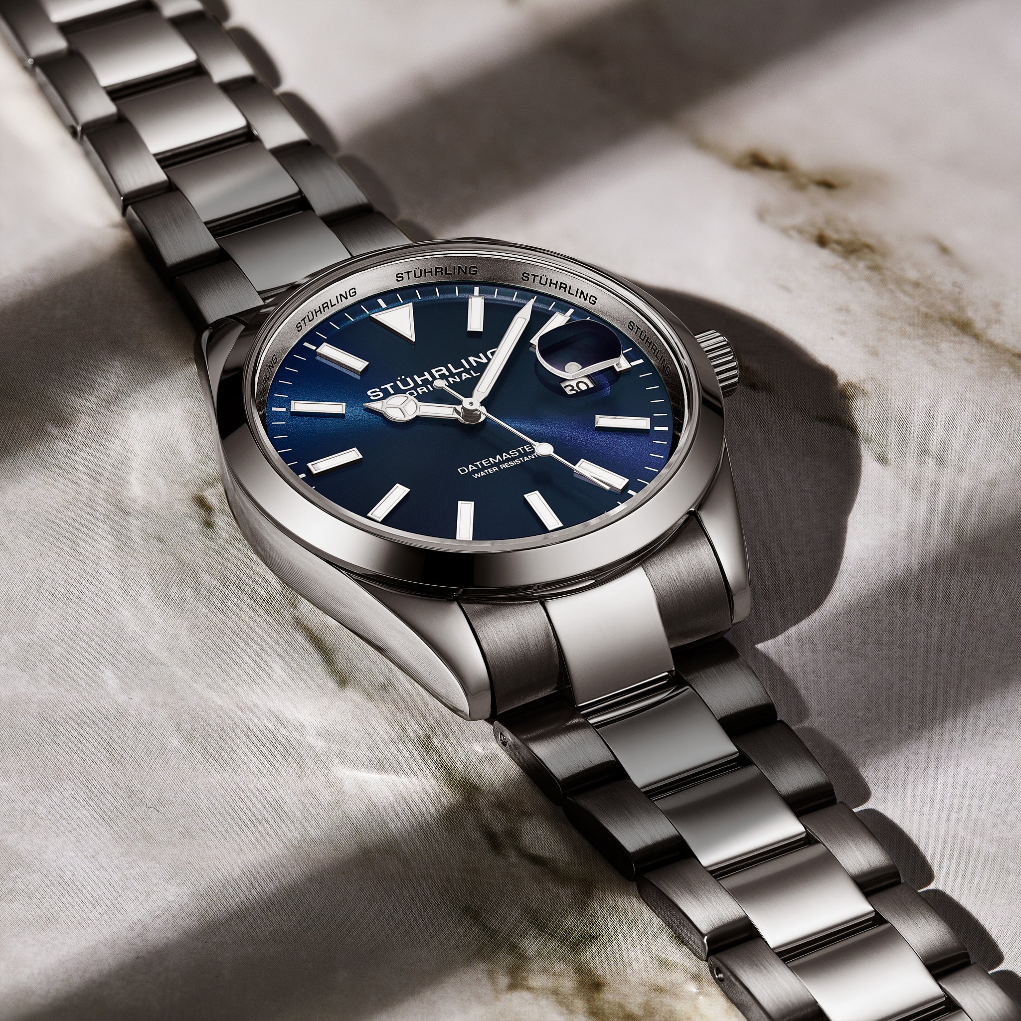 Stührling Datemaster 4065 Quartz 42mm - Image 10