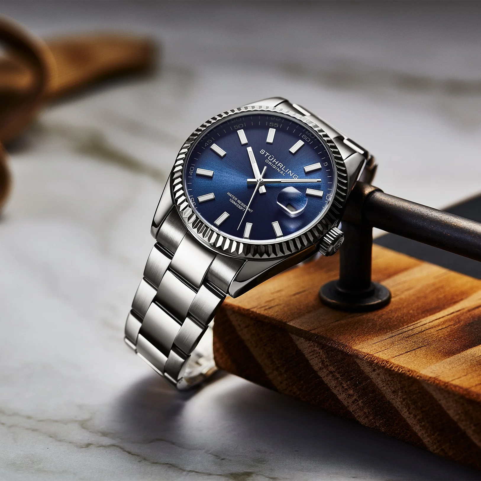 Stührling Vanguard 4069 Men's Quartz 42mm - Image 10