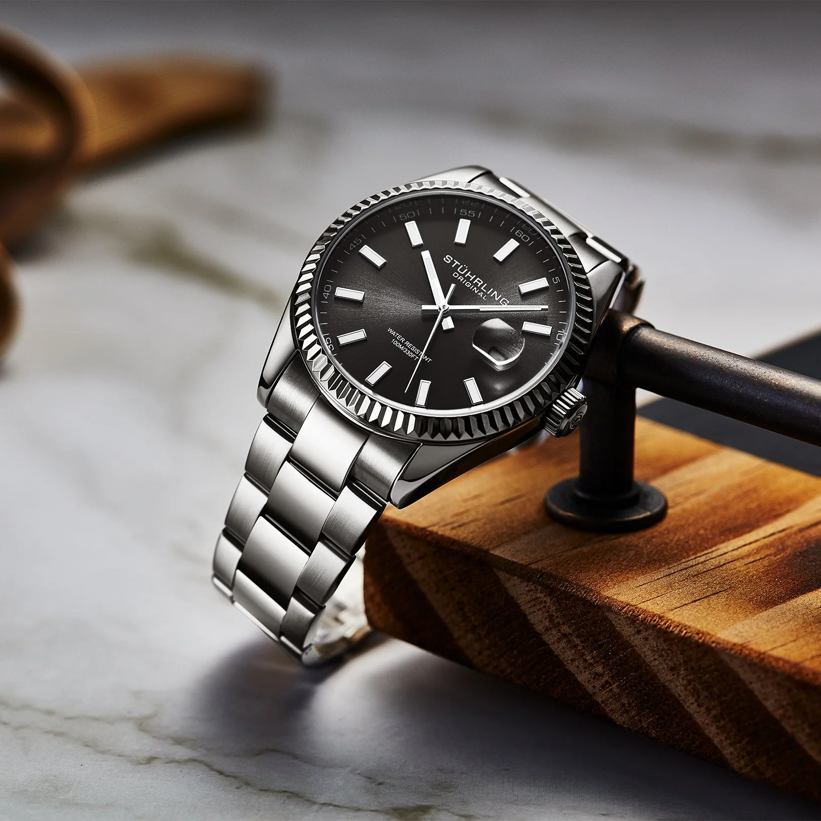 Stührling Vanguard 4069 Men's Quartz 42mm - Image 5