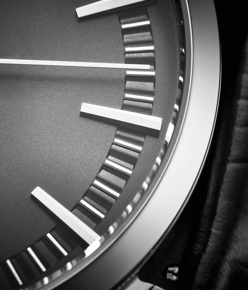 Stührling Ascot 555M Quartz 42mm Classic - Image 5