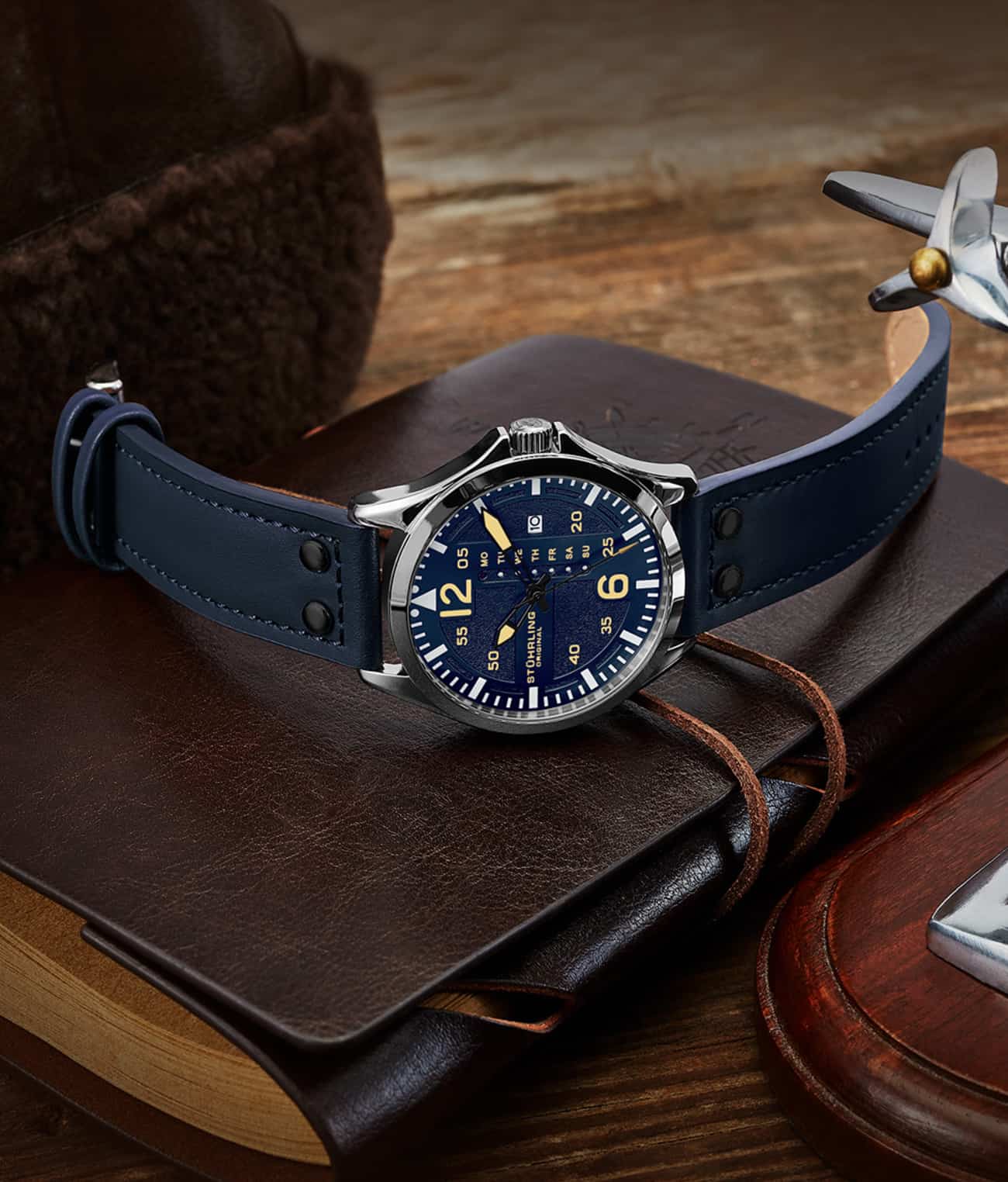 Stührling Aeronaut 3916 Quartz 43mm Aviator - Image 6