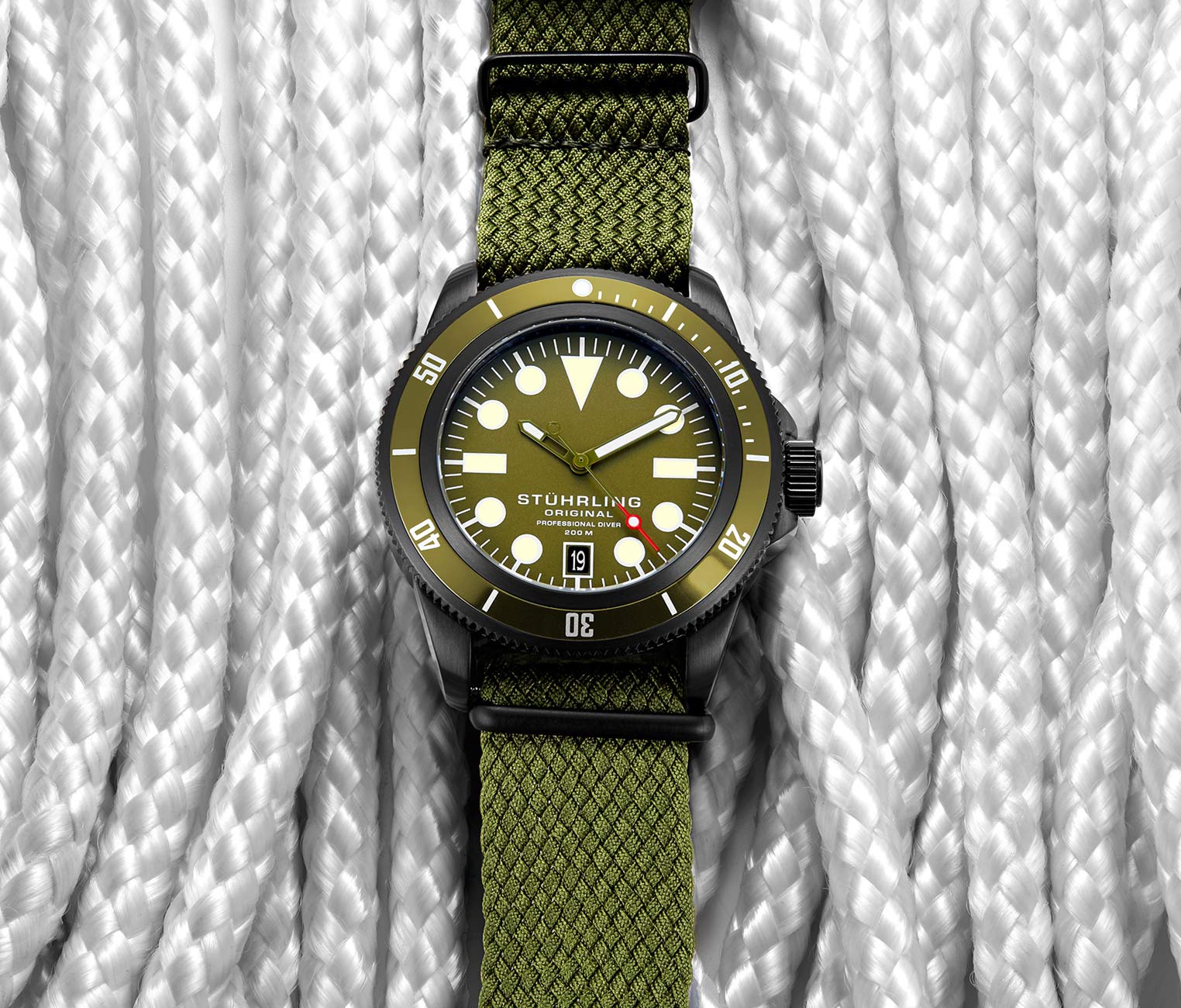 Stührling Cobia 966A Quartz 43mm Diver - Image 9