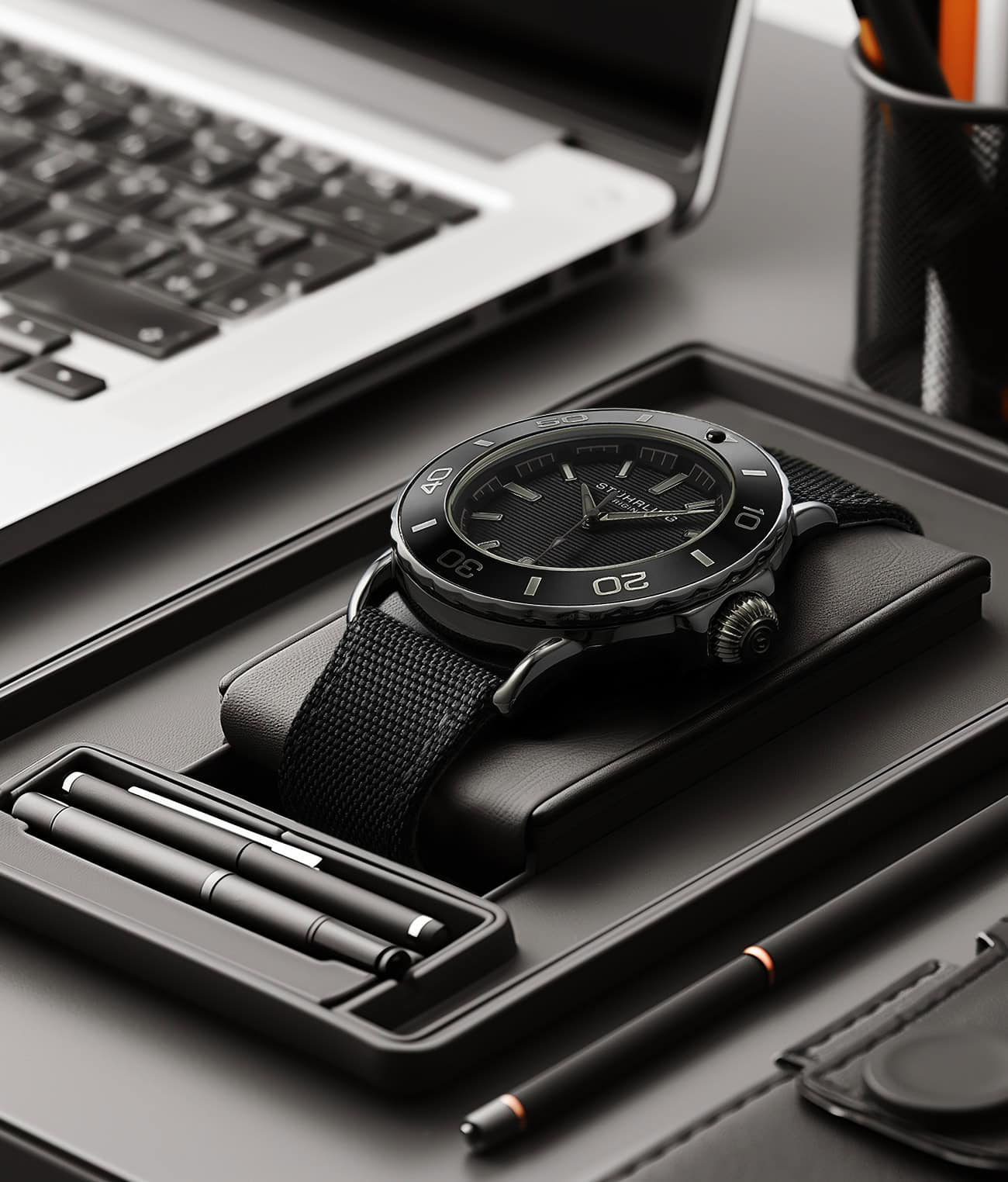 Stührling Explorer 4041 Quartz 40mm - Image 17