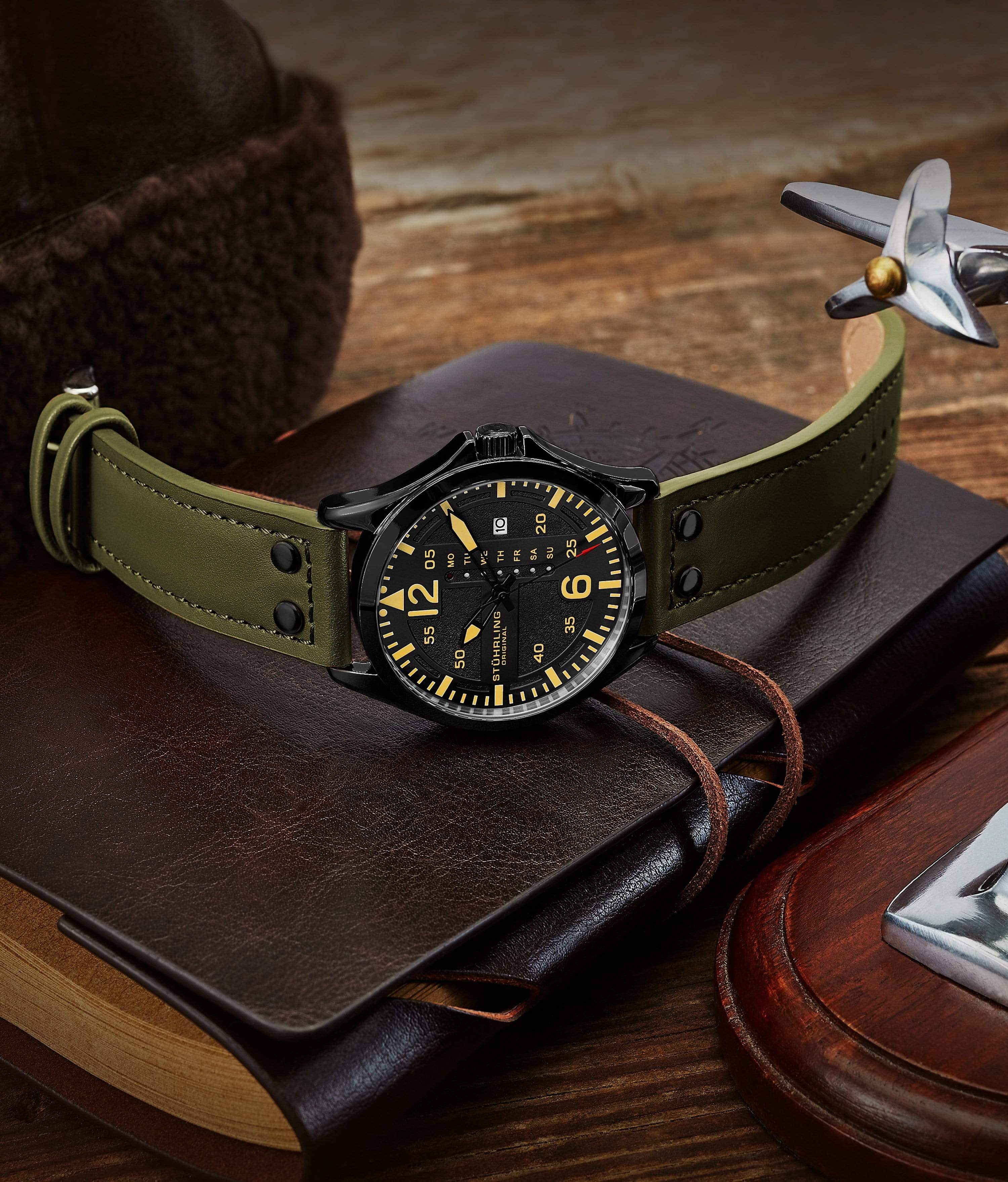 Stührling Maritimer 935.02, Aviator 3916.3, Signature Pen, and Watch Tool Kit - Image 16