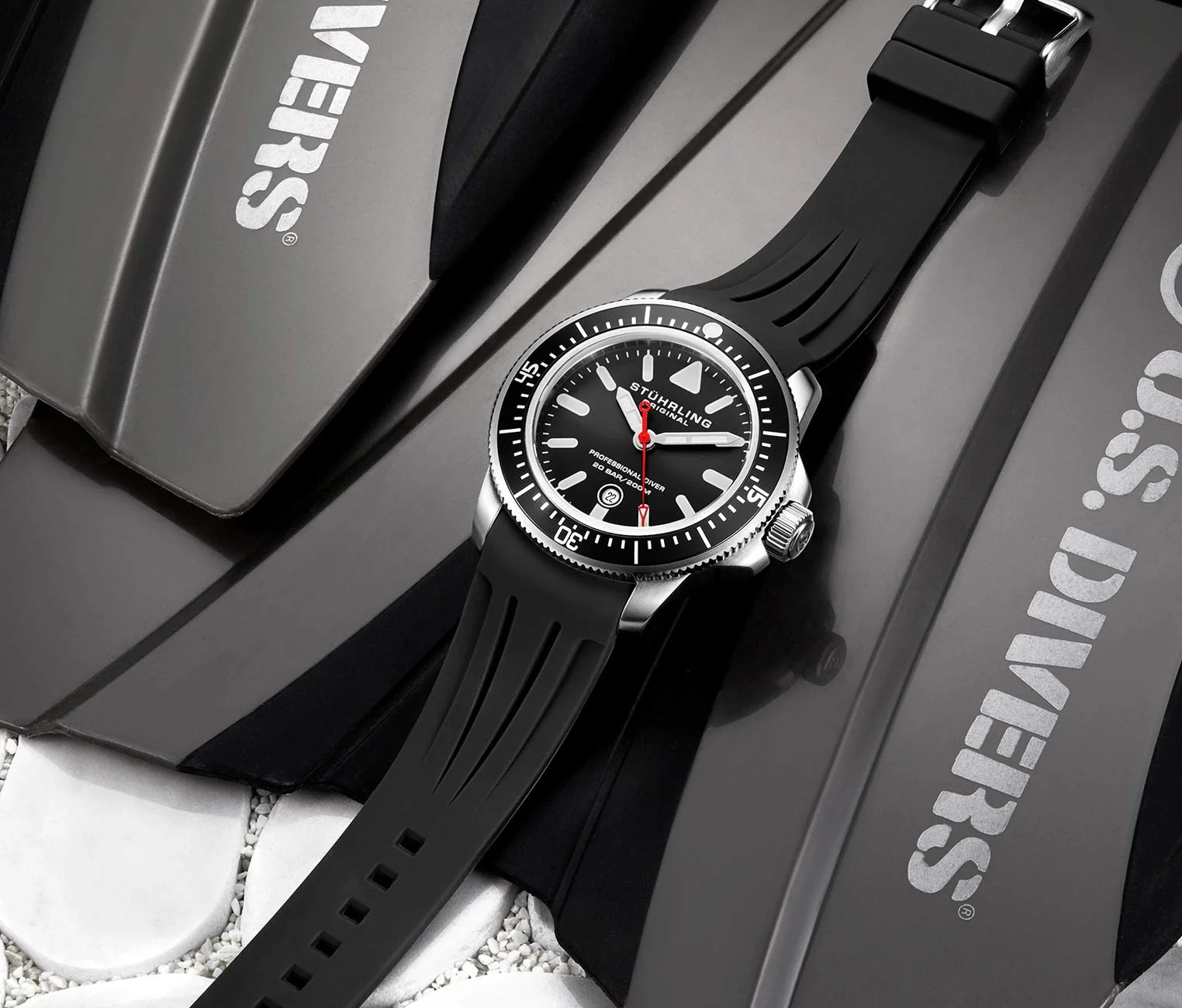 Stührling Maritimer 935 Quartz 43mm Diver - Image 12