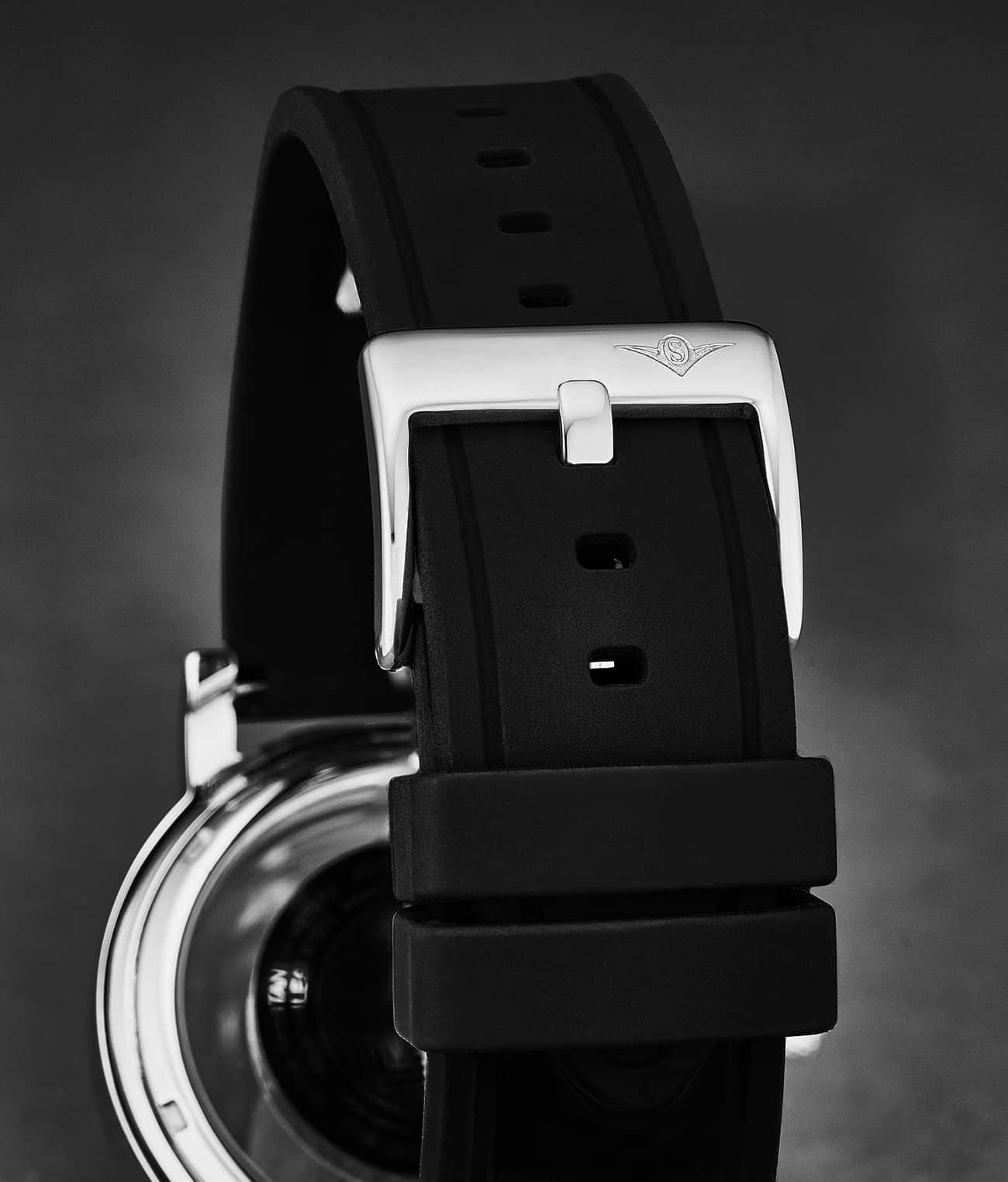 Silicone Black Rubber Sport 22mm Strap - Image 2