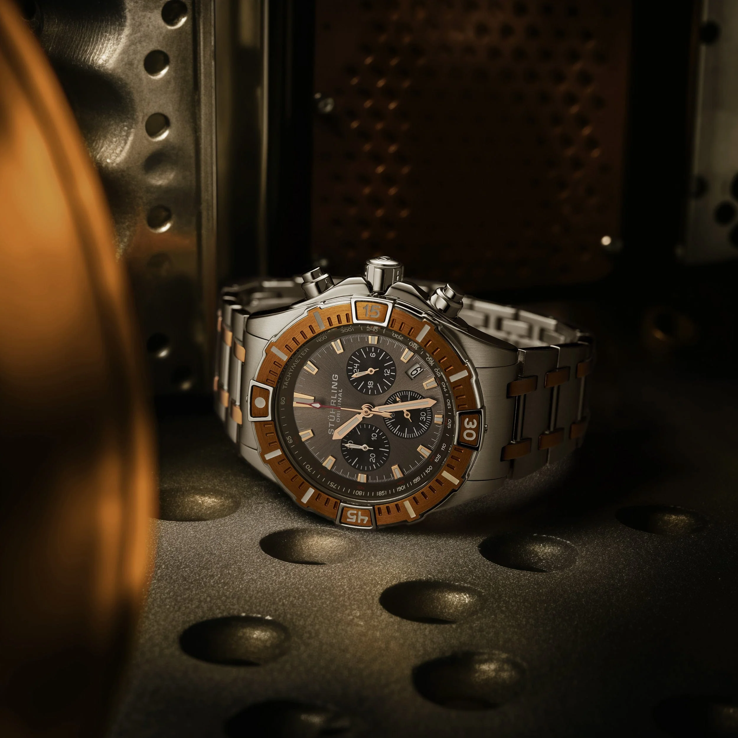 Stührling Stellar 44mm Japanese 1022 Quartz Chronograph - Image 16