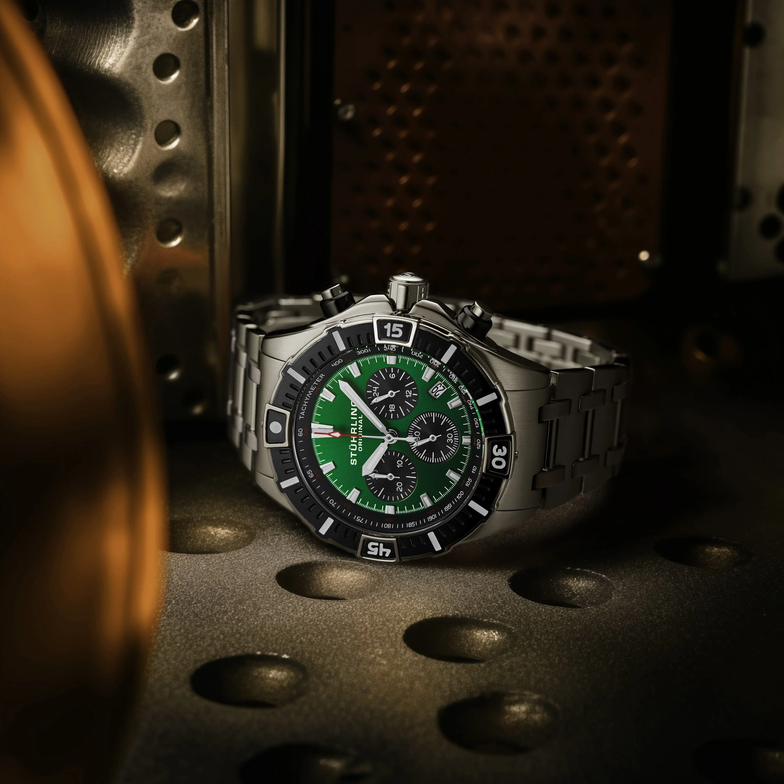 Stührling Stellar 44mm Japanese 1022 Quartz Chronograph - Image 21